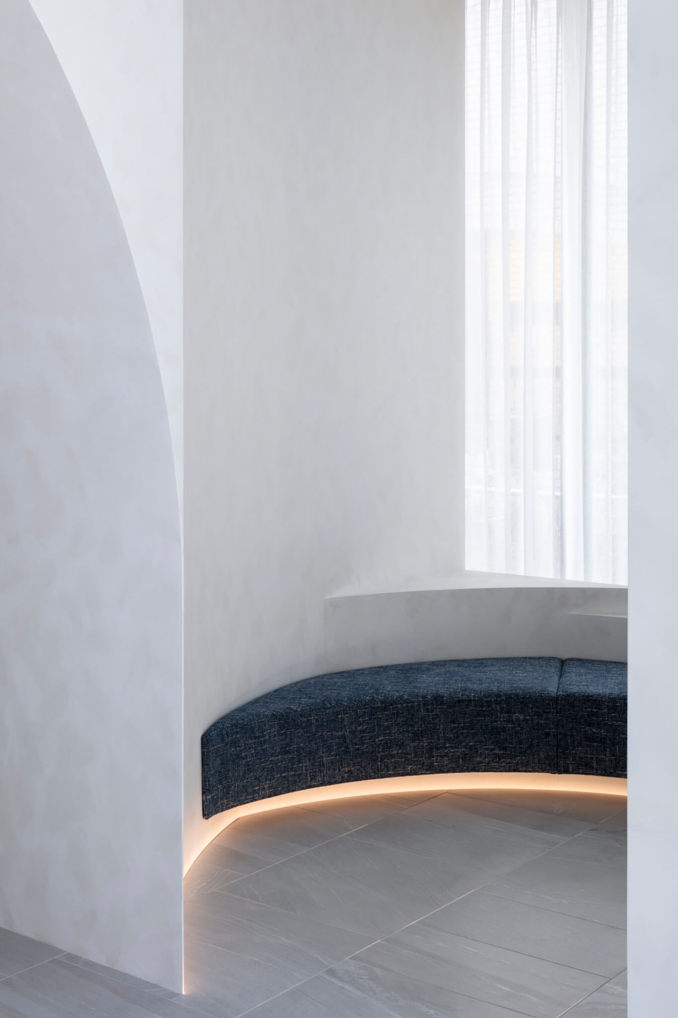 新宿院内装待合