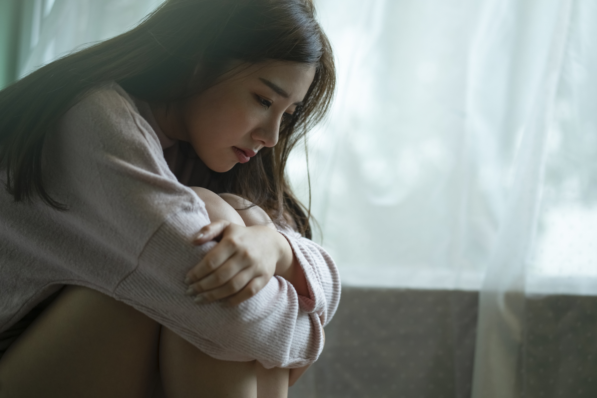 女性　ライフスタイル　ネガティブ